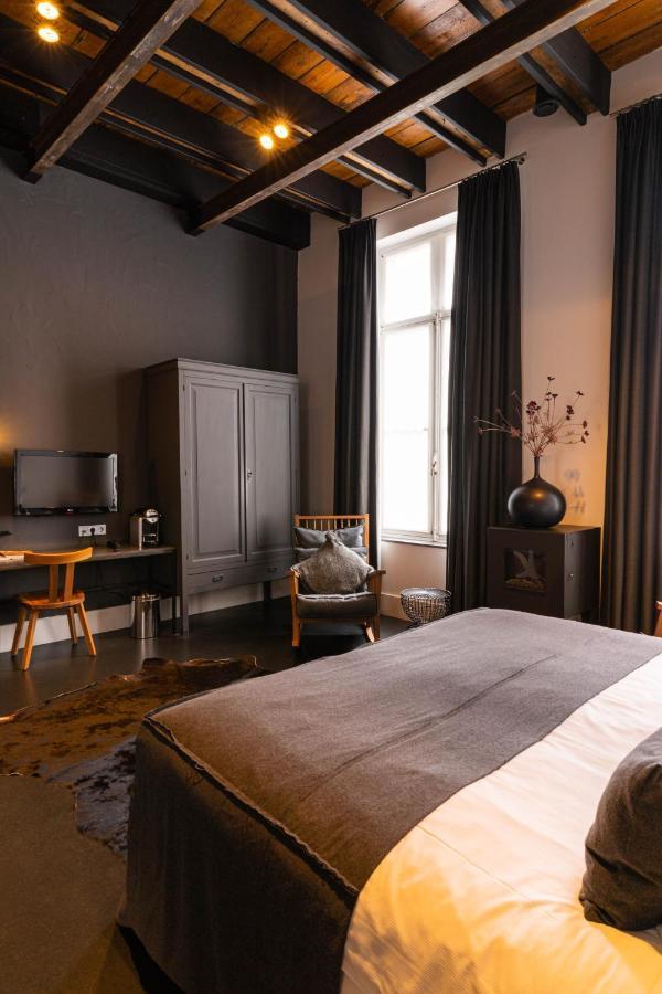 Het Arresthuis Roermond Eksteriør bilde A bedroom