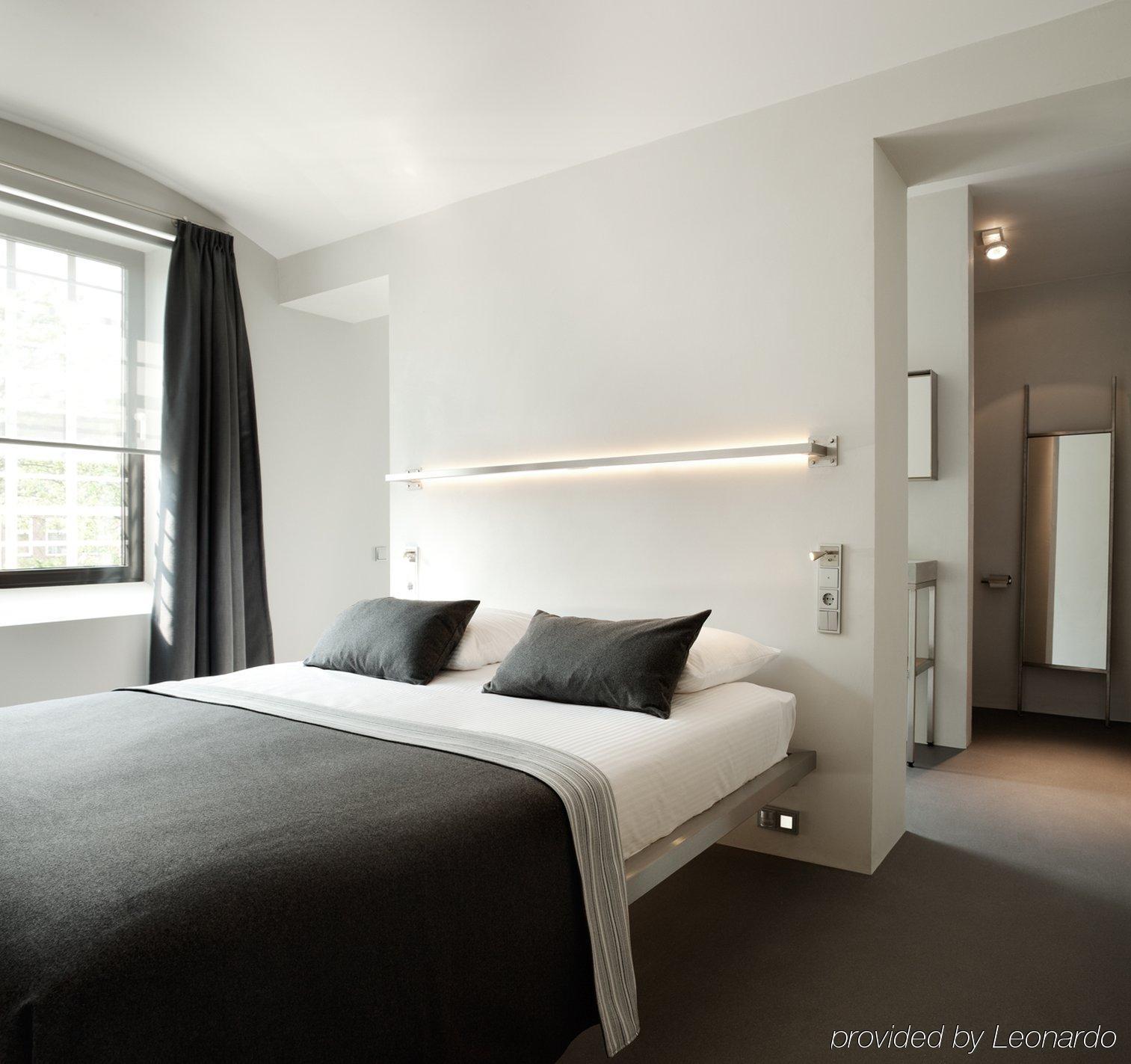 Het Arresthuis Roermond Rom bilde A room at the hotel