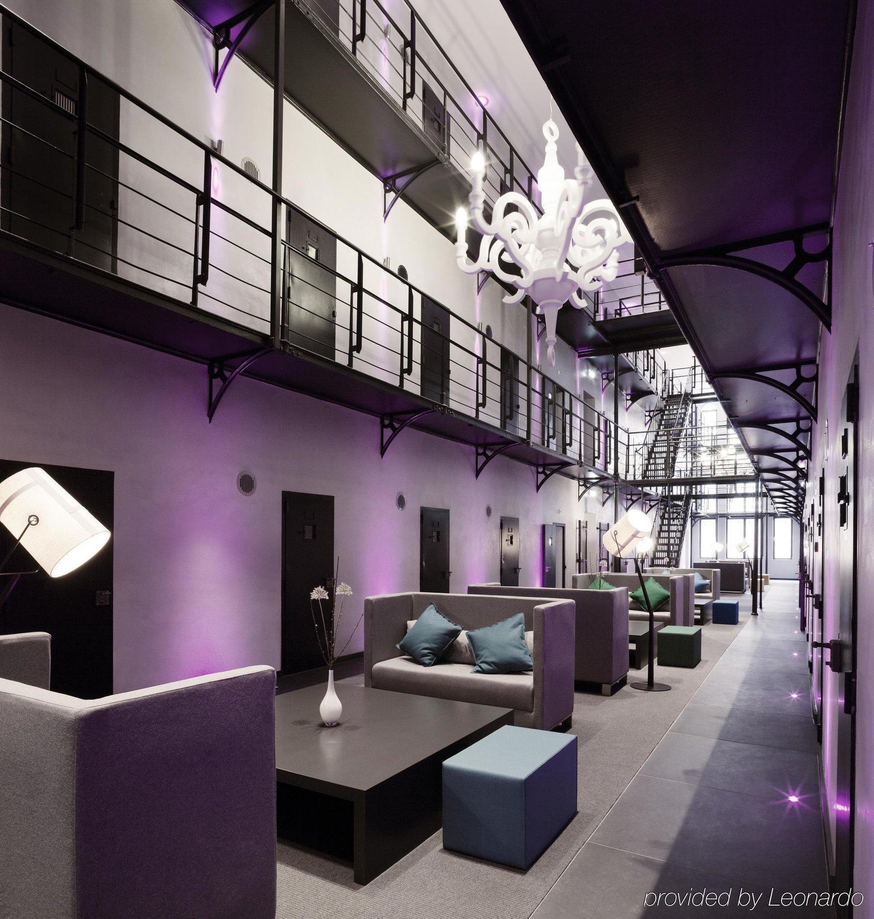 Het Arresthuis Roermond Interiør bilde The interior of the hotel