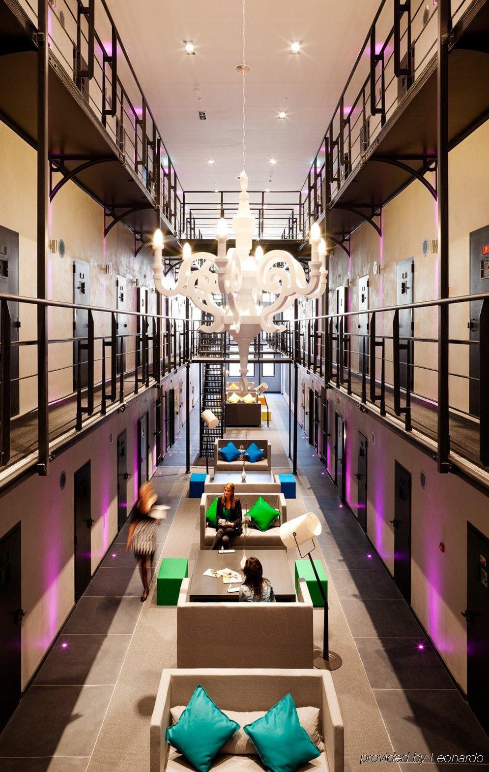 Het Arresthuis Roermond Interiør bilde The interior of the hotel